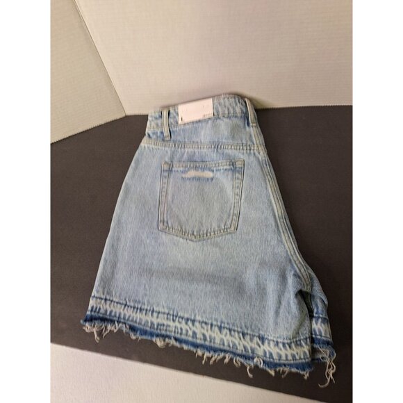 Zenana Shorts Women's Size L 32X5 Cutoff Distressed Medium Wash Denim - Picture 5 of 6